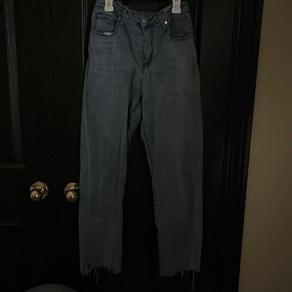 Straight leg jeans size 27 (used)